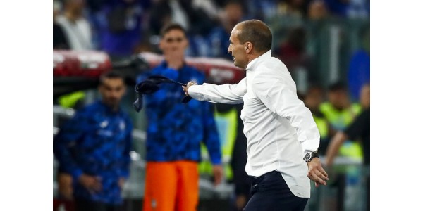 Juventus demite o técnico Massimiliano Allegri após conquistar o título Juventus demite o técnico Massimiliano Allegri após conquistar o título